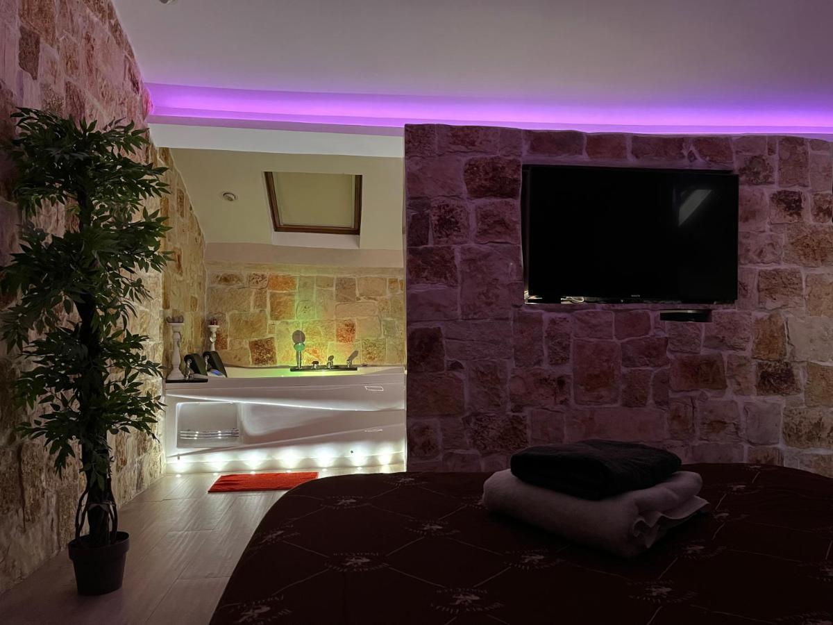 Love Room Jacuzzi Croisette Канны Экстерьер фото