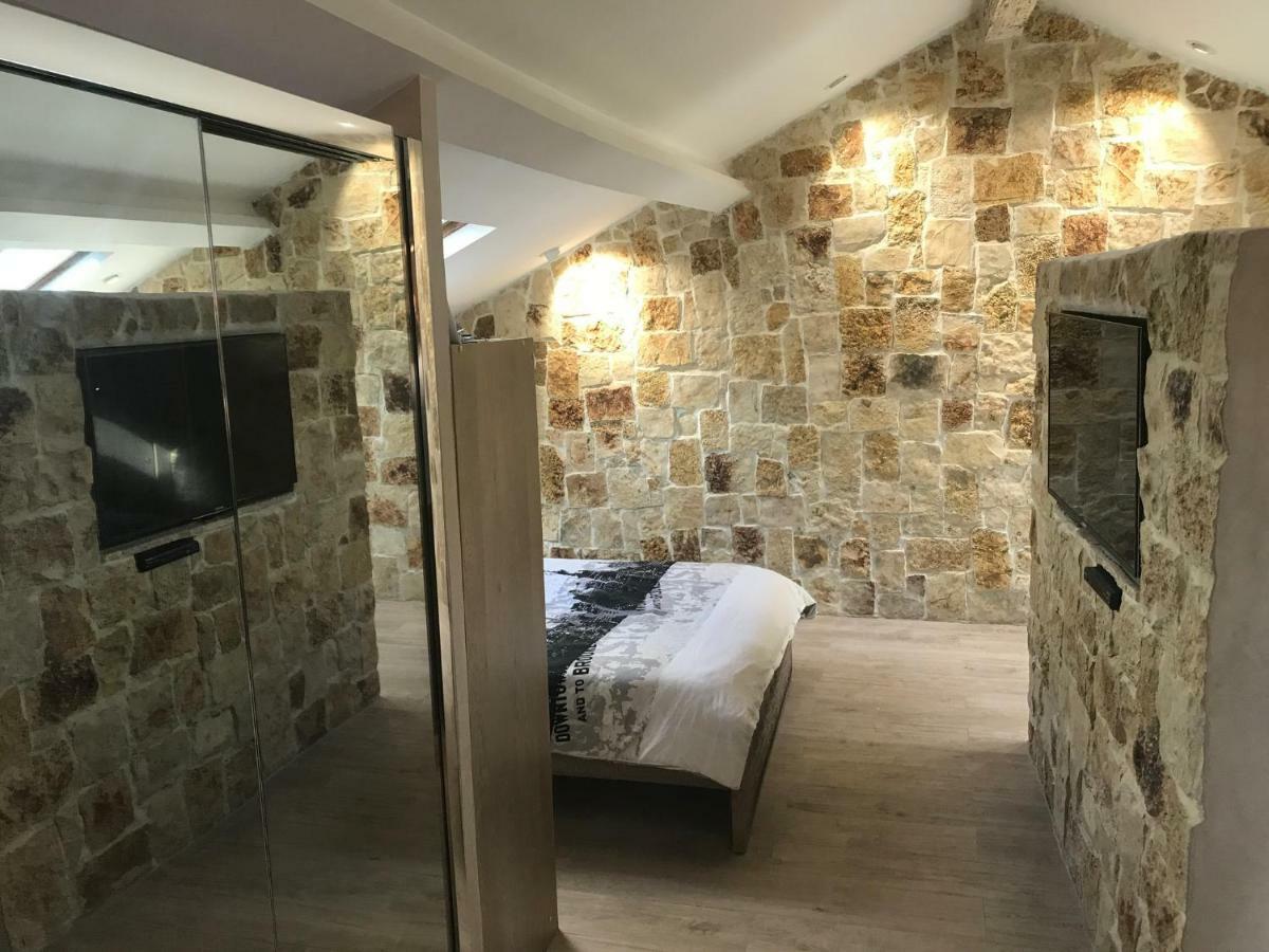 Love Room Jacuzzi Croisette Канны Экстерьер фото