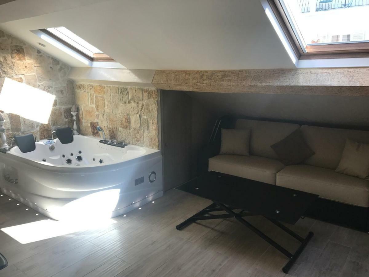 Love Room Jacuzzi Croisette Канны Экстерьер фото